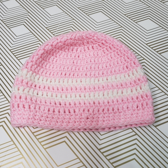 New! MEN/WOMENS HANDMADE CROCHET FALL/ WINTER Hat - Picture 2 of 4